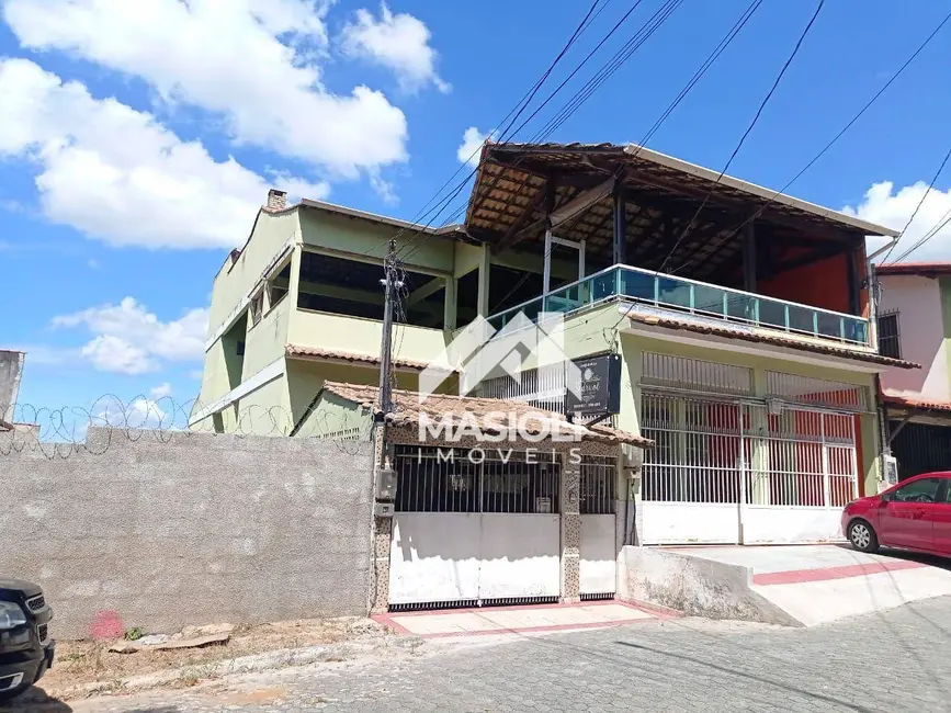 Foto 1 de Casa com 5 quartos à venda, 240m2 em Brisamar, Vila Velha - ES