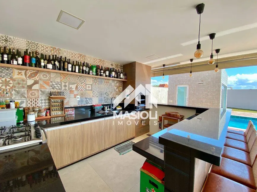 Casa de Condomínio com 4 quartos à venda e para alugar, 725m2 em Interlagos, Vila Velha - ES - imagem 3 Foto 3 de Casa de Condomínio com 4 quartos à venda e para alugar, 725m2 em Interlagos, Vila Velha - ES