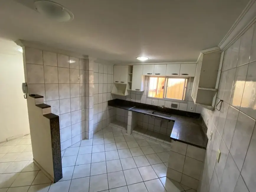 Casa de Condomínio com 4 quartos para alugar, 330m2 em Nossa Senhora da Penha, Vila Velha - ES - imagem 9 Foto 9 de Casa de Condomínio com 4 quartos para alugar, 330m2 em Nossa Senhora da Penha, Vila Velha - ES