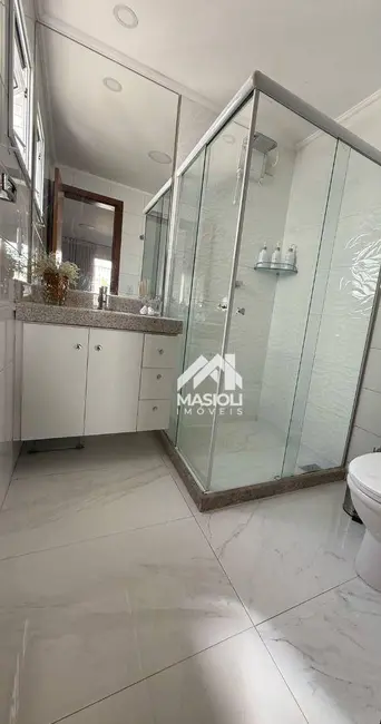 Cobertura com 3 quartos à venda, 250m2 em Vila Velha - ES - imagem 8 Foto 8 de Cobertura com 3 quartos à venda, 250m2 em Vila Velha - ES