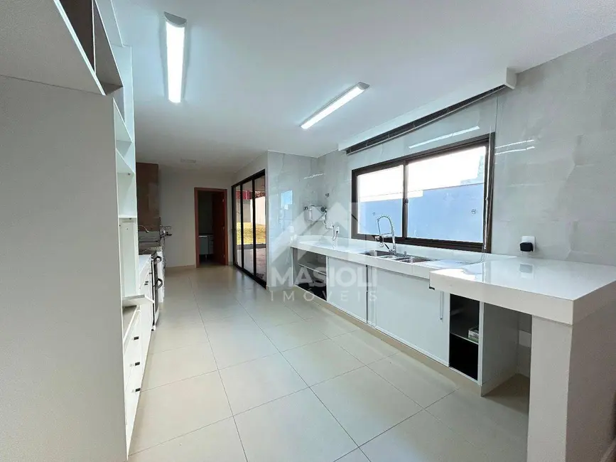Foto 6 de Casa de Condomínio com 4 quartos para alugar, 650m2 em Interlagos, Vila Velha - ES