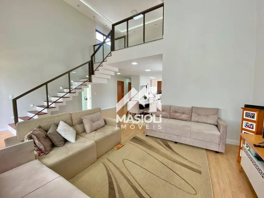 Foto 1 de Casa de Condomínio com 4 quartos para alugar, 650m2 em Interlagos, Vila Velha - ES