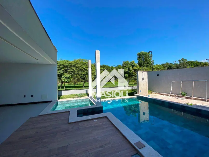Casa de Condomínio com 5 quartos à venda e para alugar, 560m2 em Interlagos, Vila Velha - ES - imagem 1 Foto 1 de Casa de Condomínio com 5 quartos à venda e para alugar, 560m2 em Interlagos, Vila Velha - ES
