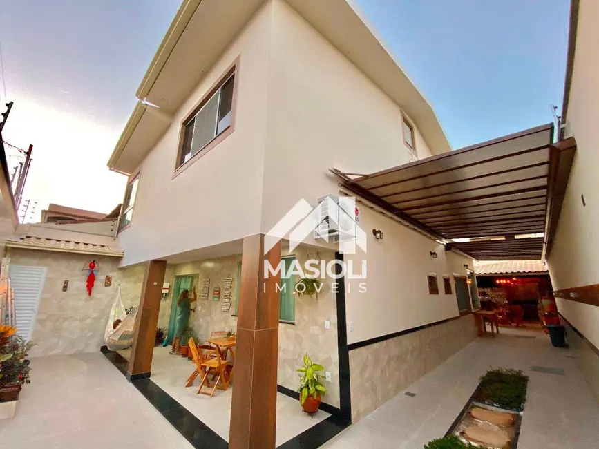 Casa com 3 quartos à venda, 330m2 em Jardim Asteca, Vila Velha - ES - imagem 3 Foto 3 de Casa com 3 quartos à venda, 330m2 em Jardim Asteca, Vila Velha - ES