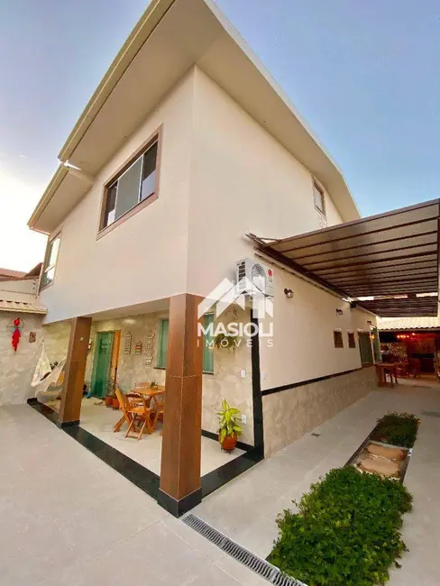 Casa com 3 quartos à venda, 330m2 em Jardim Asteca, Vila Velha - ES - imagem 2 Foto 2 de Casa com 3 quartos à venda, 330m2 em Jardim Asteca, Vila Velha - ES