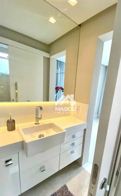 Casa de Condomínio com 4 quartos à venda, 618m2 em Interlagos, Vila Velha - ES - imagem 7 Foto 7 de Casa de Condomínio com 4 quartos à venda, 618m2 em Interlagos, Vila Velha - ES