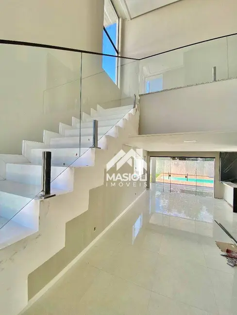 Casa com 4 quartos à venda, 360m2 em Morada do Sol, Vila Velha - ES - imagem 4 Foto 4 de Casa com 4 quartos à venda, 360m2 em Morada do Sol, Vila Velha - ES