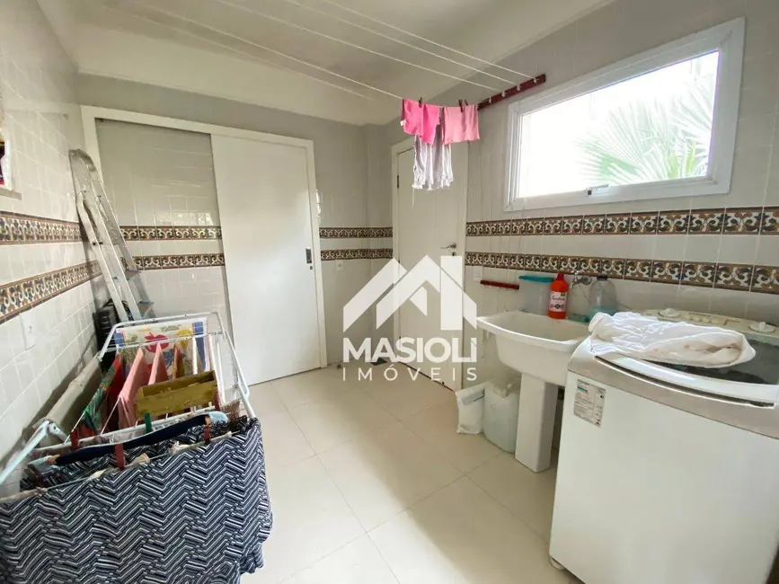 Casa de Condomínio com 4 quartos à venda, 545m2 em Interlagos, Vila Velha - ES - imagem 8 Foto 8 de Casa de Condomínio com 4 quartos à venda, 545m2 em Interlagos, Vila Velha - ES