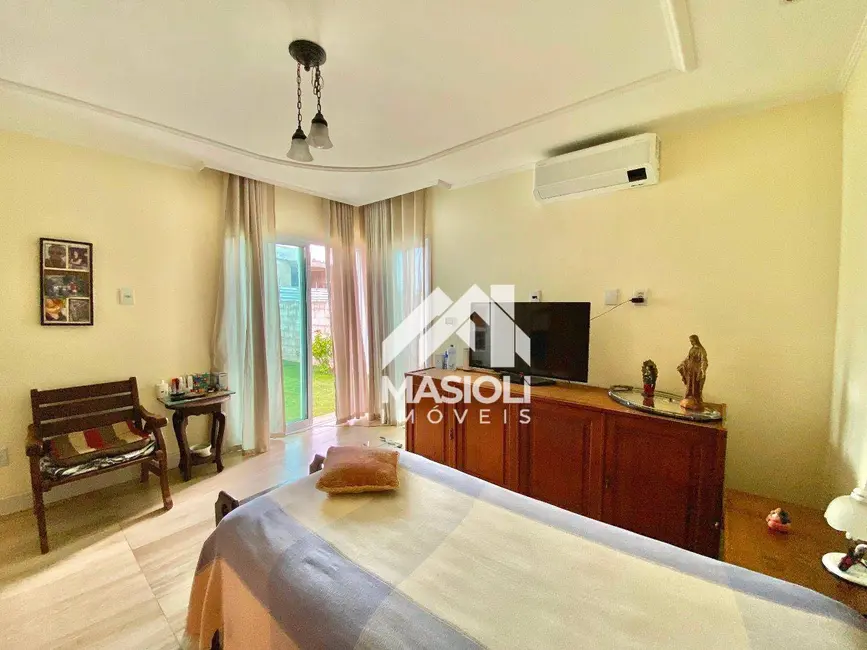Casa de Condomínio com 4 quartos à venda, 545m2 em Interlagos, Vila Velha - ES - imagem 9 Foto 9 de Casa de Condomínio com 4 quartos à venda, 545m2 em Interlagos, Vila Velha - ES