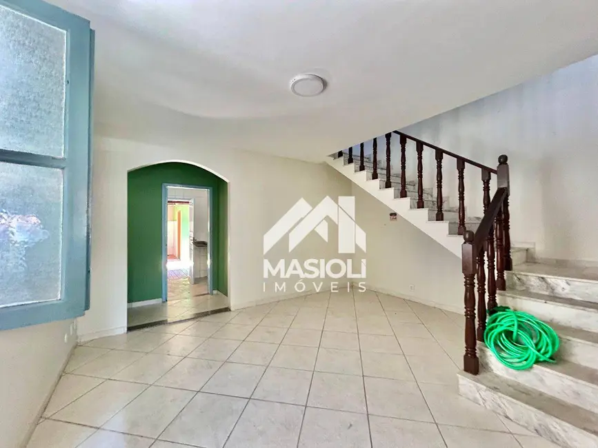 Casa com 4 quartos à venda, 200m2 em Vila Velha - ES - imagem 4 Foto 4 de Casa com 4 quartos à venda, 200m2 em Vila Velha - ES