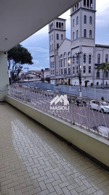 Foto 1 de Casa com 6 quartos à venda e para alugar, 450m2 em Vila Velha - ES