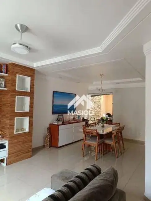 Casa com 3 quartos à venda, 220m2 em Vila Nova, Vila Velha - ES - imagem 3 Foto 3 de Casa com 3 quartos à venda, 220m2 em Vila Nova, Vila Velha - ES
