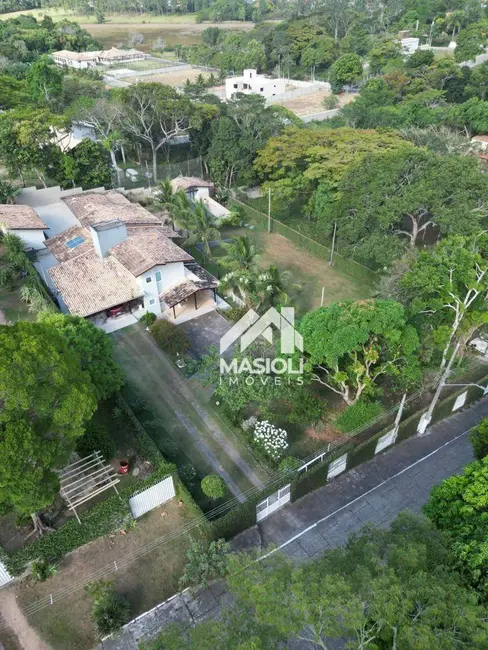 Casa de Condomínio com 4 quartos à venda, 2400m2 em Guarapari - ES - imagem 4 Foto 4 de Casa de Condomínio com 4 quartos à venda, 2400m2 em Guarapari - ES