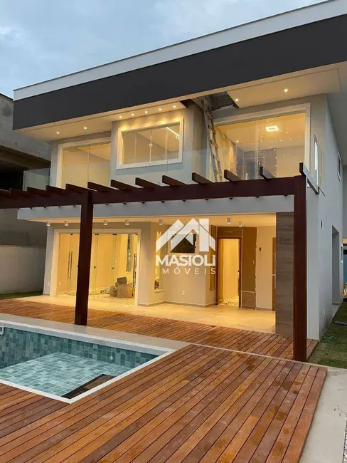 Casa de Condomínio com 3 quartos à venda, 300m2 em Nova Guarapari, Guarapari - ES - imagem 3 Foto 3 de Casa de Condomínio com 3 quartos à venda, 300m2 em Nova Guarapari, Guarapari - ES