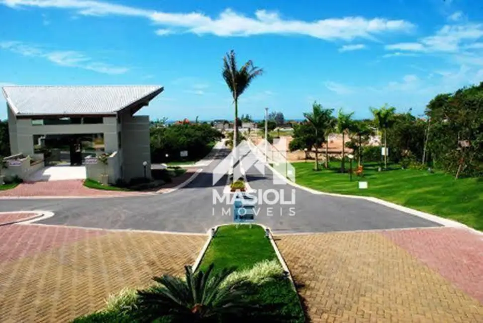 Foto 1 de Terreno / Lote à venda, 300m2 em Guarapari - ES