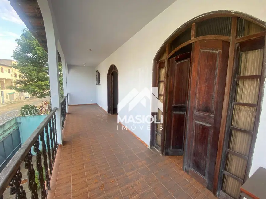 Casa com 7 quartos à venda, 330m2 em Vila Velha - ES - imagem 2 Foto 2 de Casa com 7 quartos à venda, 330m2 em Vila Velha - ES