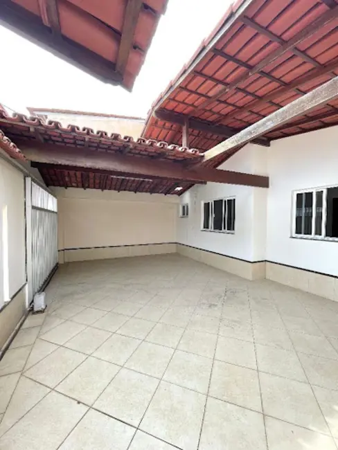 Foto 2 de Casa com 4 quartos à venda, 360m2 em Praia das Gaivotas, Vila Velha - ES