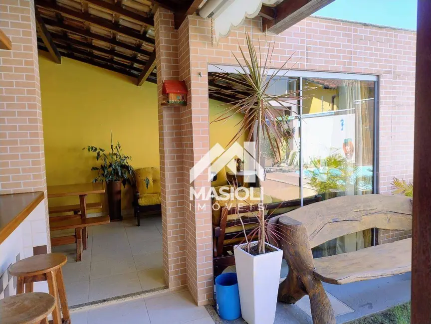 Casa com 3 quartos à venda, 360m2 em Interlagos, Vila Velha - ES - imagem 3 Foto 3 de Casa com 3 quartos à venda, 360m2 em Interlagos, Vila Velha - ES
