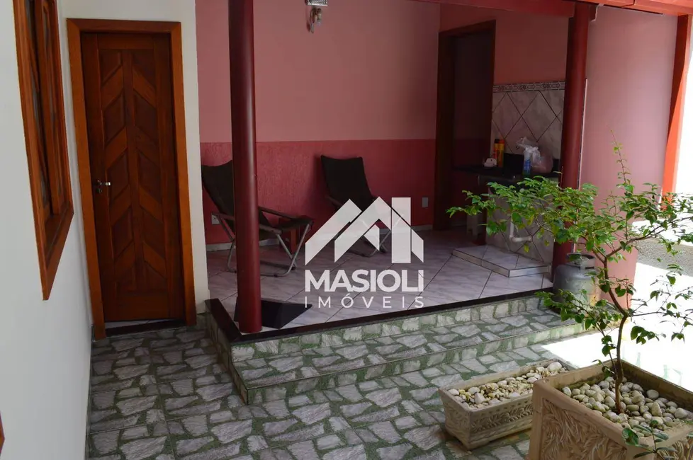 Casa com 4 quartos à venda, 900m2 em Araçás, Vila Velha - ES - imagem 5 Foto 5 de Casa com 4 quartos à venda, 900m2 em Araçás, Vila Velha - ES