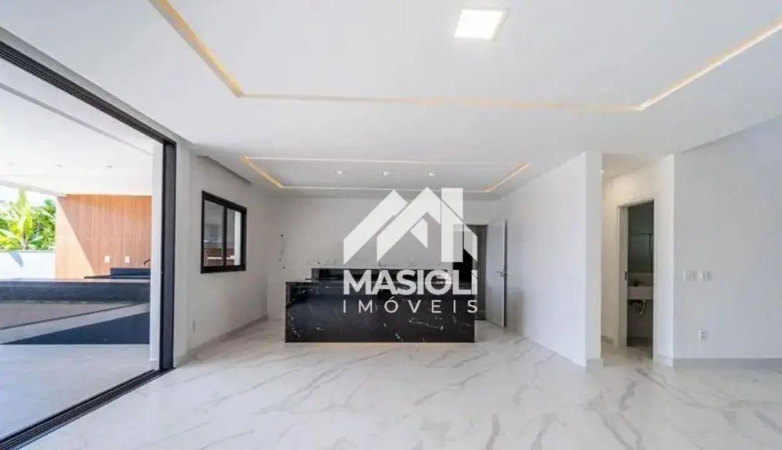 Foto 5 de Casa com 4 quartos à venda, 400m2 em Morro da Lagoa, Vila Velha - ES