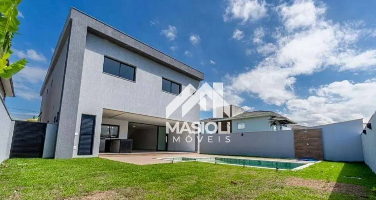 Foto 2 de Casa com 4 quartos à venda, 400m2 em Morro da Lagoa, Vila Velha - ES