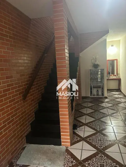 Casa com 4 quartos à venda, 370m2 em Santos Dumont, Vila Velha - ES - imagem 4 Foto 4 de Casa com 4 quartos à venda, 370m2 em Santos Dumont, Vila Velha - ES