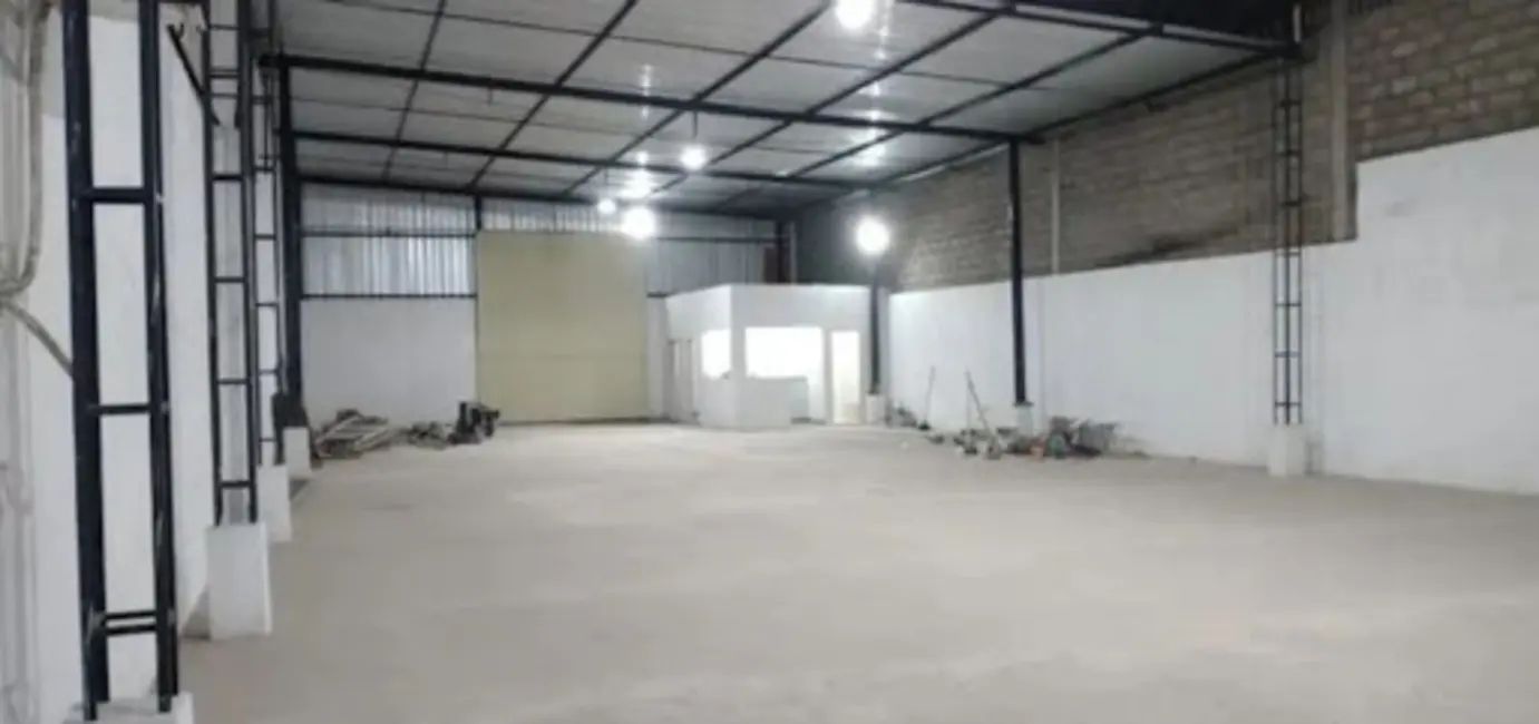 Foto 2 de Armazém / Galpão à venda, 360m2 em Cobilândia, Vila Velha - ES