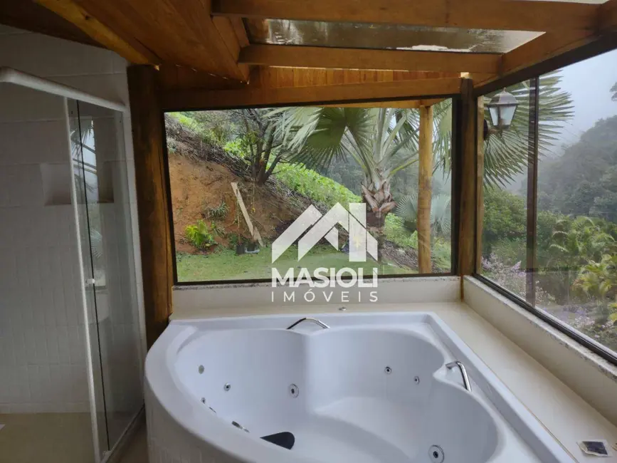 Foto 6 de Casa com 18 quartos à venda, 110000m2 em Centro,  - ES