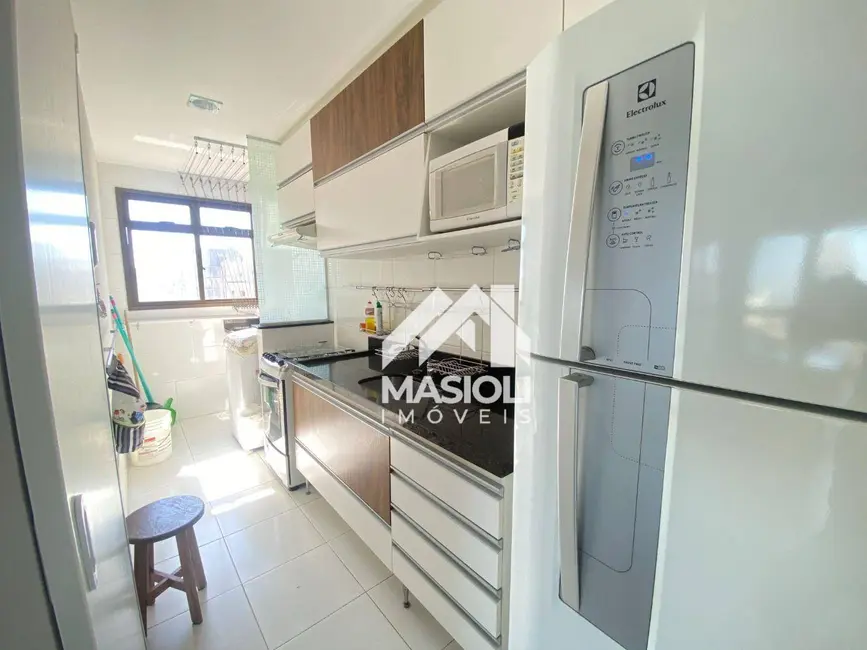 Apartamento com 2 quartos para alugar, 80m2 em Itapuã, Vila Velha - ES - imagem 3 Foto 3 de Apartamento com 2 quartos para alugar, 80m2 em Itapuã, Vila Velha - ES