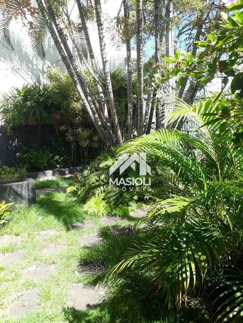 Casa com 3 quartos à venda, 300m2 em Olaria, Vila Velha - ES - imagem 9 Foto 9 de Casa com 3 quartos à venda, 300m2 em Olaria, Vila Velha - ES