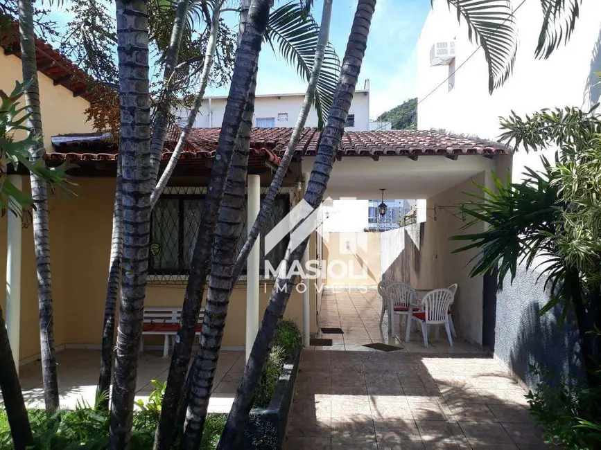 Casa com 3 quartos à venda, 300m2 em Olaria, Vila Velha - ES - imagem 4 Foto 4 de Casa com 3 quartos à venda, 300m2 em Olaria, Vila Velha - ES