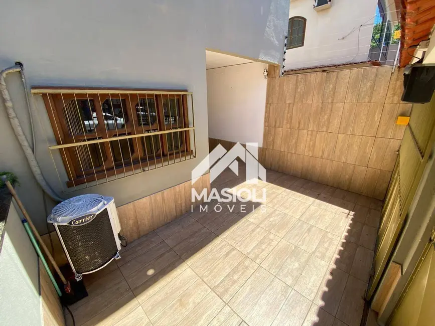 Foto 3 de Casa com 5 quartos para alugar, 120m2 em Soteco, Vila Velha - ES