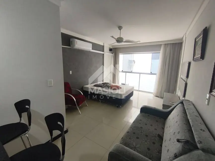 Apartamento com 1 quarto à venda e para alugar, 35m2 em Praia da Costa, Vila Velha - ES - imagem 2 Foto 2 de Apartamento com 1 quarto à venda e para alugar, 35m2 em Praia da Costa, Vila Velha - ES