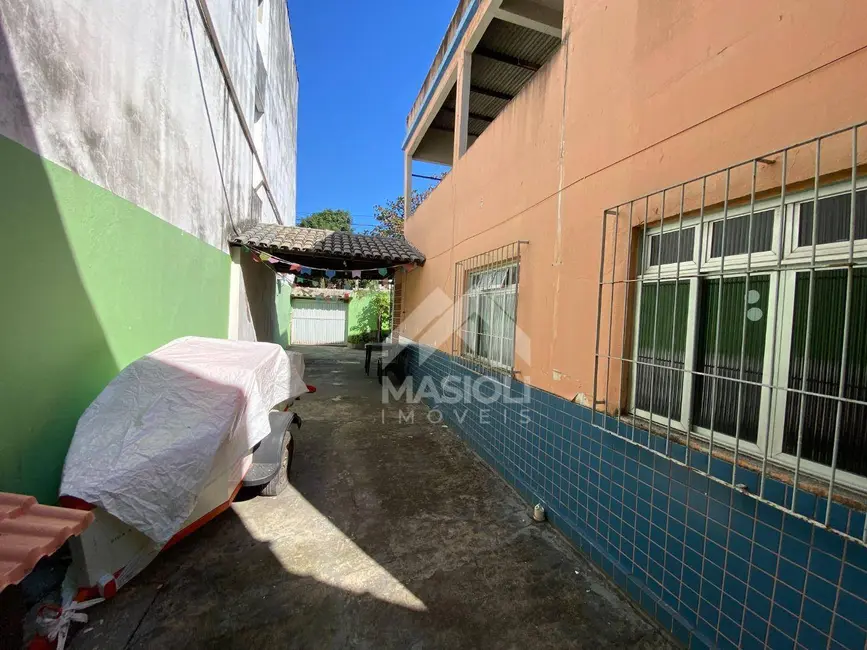 Casa com 3 quartos à venda, 200m2 em Cristóvão Colombo, Vila Velha - ES - imagem 6 Foto 6 de Casa com 3 quartos à venda, 200m2 em Cristóvão Colombo, Vila Velha - ES