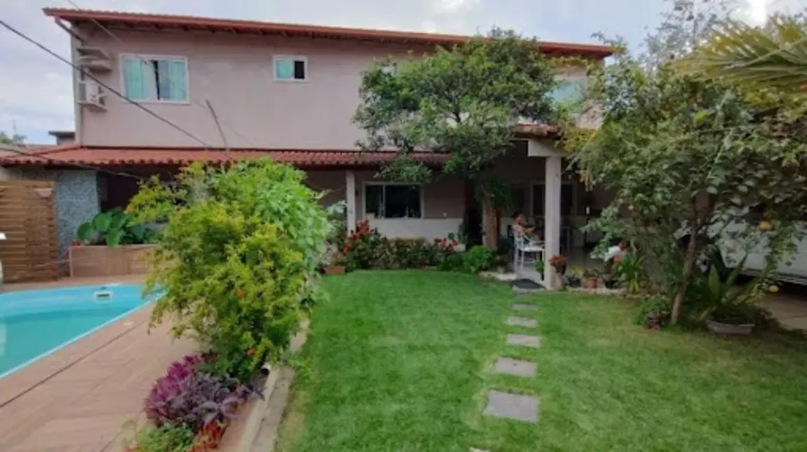 Casa com 3 quartos à venda, 300m2 em Jockey de Itaparica, Vila Velha - ES - imagem 3 Foto 3 de Casa com 3 quartos à venda, 300m2 em Jockey de Itaparica, Vila Velha - ES
