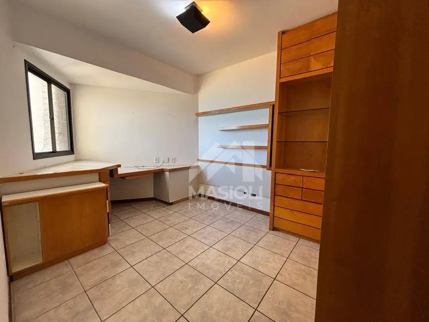 Apartamento com 4 quartos para alugar, 250m2 em Praia de Itaparica, Vila Velha - ES - imagem 6 Foto 6 de Apartamento com 4 quartos para alugar, 250m2 em Praia de Itaparica, Vila Velha - ES