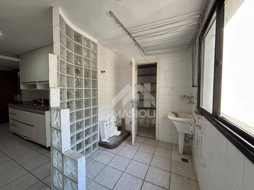 Apartamento com 4 quartos para alugar, 250m2 em Praia de Itaparica, Vila Velha - ES - imagem 5 Foto 5 de Apartamento com 4 quartos para alugar, 250m2 em Praia de Itaparica, Vila Velha - ES