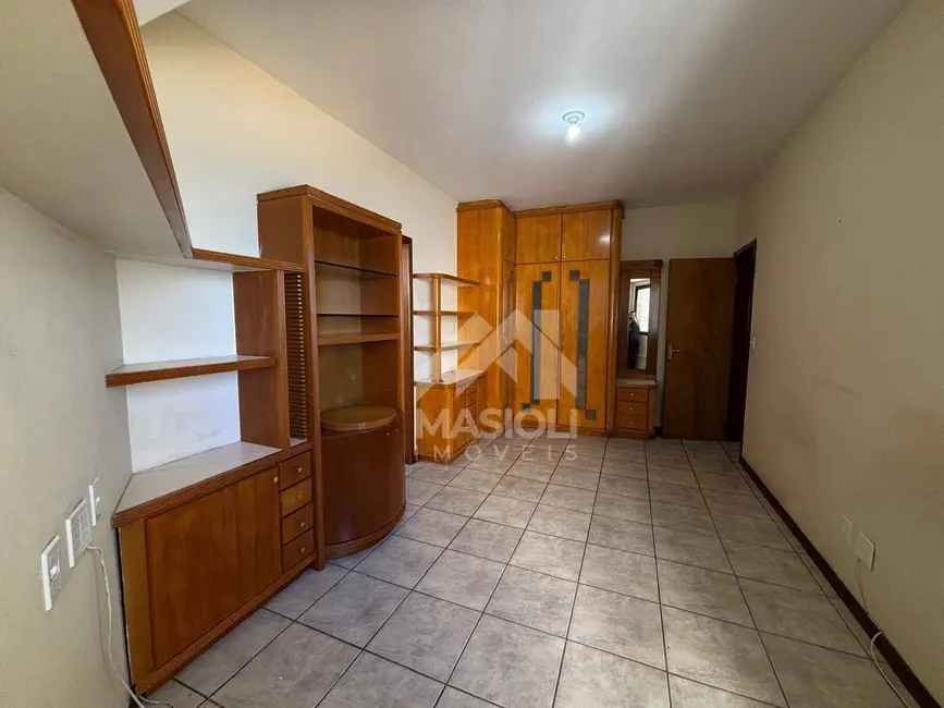 Apartamento com 4 quartos para alugar, 250m2 em Praia de Itaparica, Vila Velha - ES - imagem 9 Foto 9 de Apartamento com 4 quartos para alugar, 250m2 em Praia de Itaparica, Vila Velha - ES