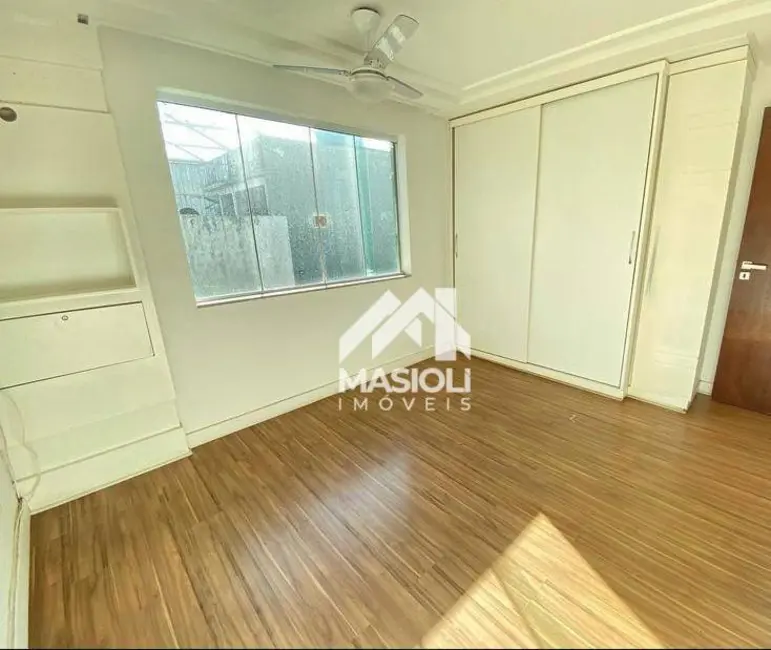 Casa de Condomínio com 3 quartos à venda, 250m2 em Barra do Jucu, Vila Velha - ES - imagem 9 Foto 9 de Casa de Condomínio com 3 quartos à venda, 250m2 em Barra do Jucu, Vila Velha - ES