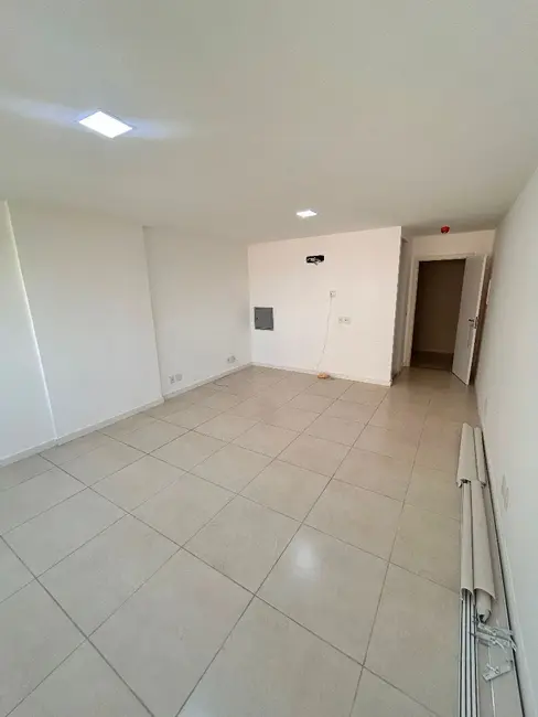 Foto 2 de Sala Comercial à venda e para alugar, 40m2 em Praia da Costa, Vila Velha - ES