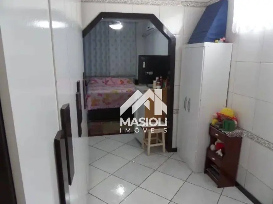 Casa com 5 quartos à venda, 200m2 em IBES, Vila Velha - ES - imagem 4 Foto 4 de Casa com 5 quartos à venda, 200m2 em IBES, Vila Velha - ES