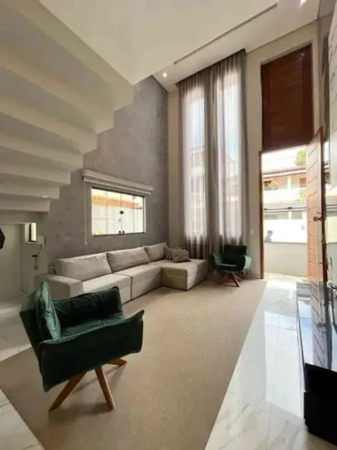 Casa com 3 quartos à venda, 300m2 em Ataíde, Vila Velha - ES - imagem 5 Foto 5 de Casa com 3 quartos à venda, 300m2 em Ataíde, Vila Velha - ES