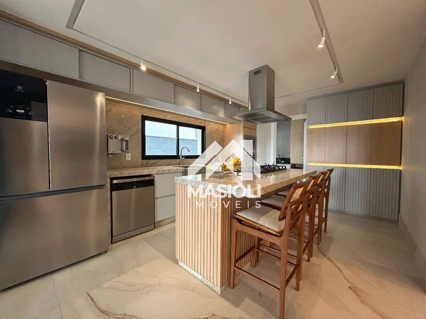 Casa de Condomínio com 4 quartos à venda e para alugar, 729m2 em Interlagos, Vila Velha - ES - imagem 5 Foto 5 de Casa de Condomínio com 4 quartos à venda e para alugar, 729m2 em Interlagos, Vila Velha - ES