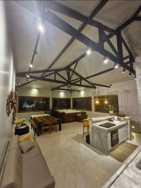 Casa de Condomínio com 5 quartos à venda, 280m2 em Área Rural de Vila Velha, Vila Velha - ES - imagem 3 Foto 3 de Casa de Condomínio com 5 quartos à venda, 280m2 em Área Rural de Vila Velha, Vila Velha - ES