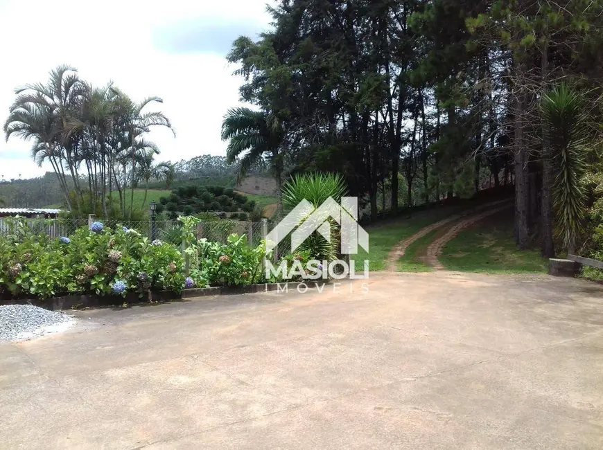 Casa com 2 quartos à venda, 177000m2 em Venda Nova Do Imigrante - ES - imagem 9 Foto 9 de Casa com 2 quartos à venda, 177000m2 em Venda Nova Do Imigrante - ES