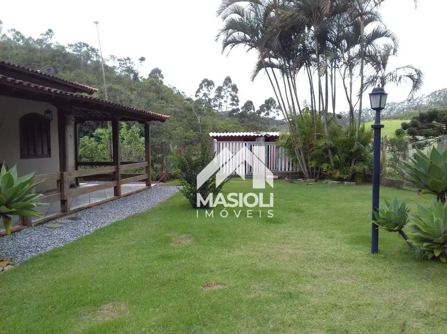 Casa com 2 quartos à venda, 177000m2 em Venda Nova Do Imigrante - ES - imagem 3 Foto 3 de Casa com 2 quartos à venda, 177000m2 em Venda Nova Do Imigrante - ES