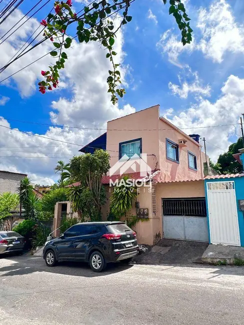 Foto 1 de Casa com 4 quartos à venda, 300m2 em Vila Garrido, Vila Velha - ES