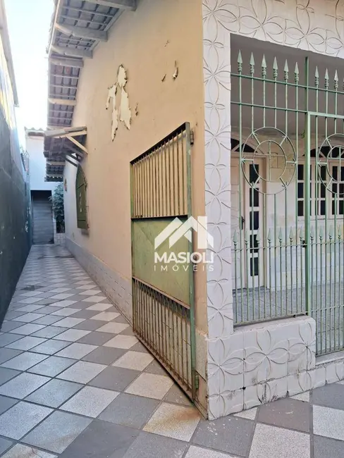 Casa com 3 quartos à venda, 300m2 em Cristóvão Colombo, Vila Velha - ES - imagem 3 Foto 3 de Casa com 3 quartos à venda, 300m2 em Cristóvão Colombo, Vila Velha - ES