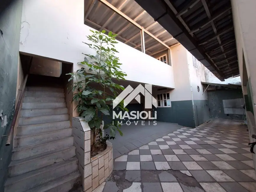 Casa com 3 quartos à venda, 300m2 em Cristóvão Colombo, Vila Velha - ES - imagem 8 Foto 8 de Casa com 3 quartos à venda, 300m2 em Cristóvão Colombo, Vila Velha - ES