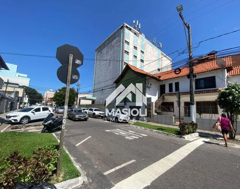 Casa com 3 quartos à venda, 230m2 em Vila Velha - ES - imagem 1 Foto 1 de Casa com 3 quartos à venda, 230m2 em Vila Velha - ES